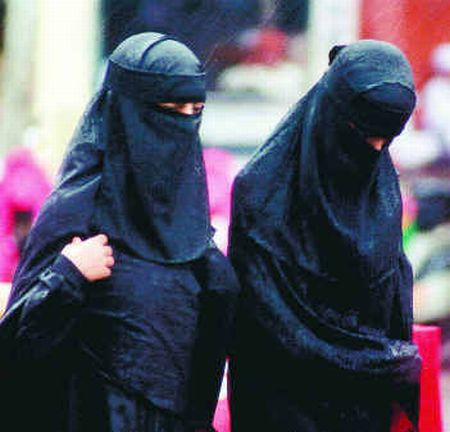 veiled-muslim-women.jpg